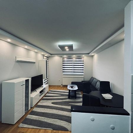 Ognjen Apartman Donje Mladice 外观 照片